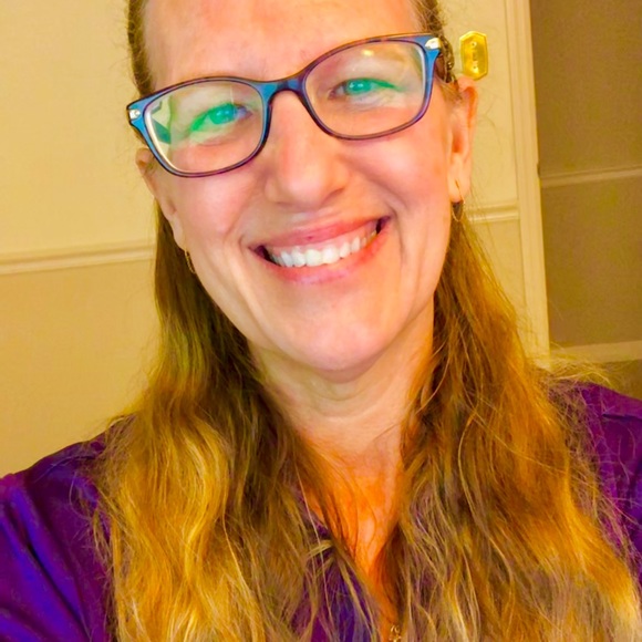 Meet your Posher, Annie - Picture 10 of 15